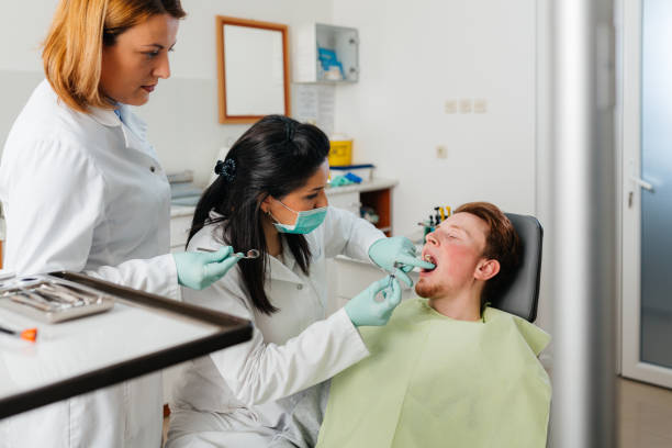 Best Emergency Tooth Extraction in Magnolia, NC